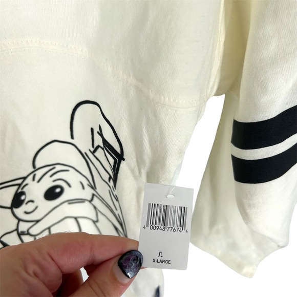 NWT Disney Parks Star Wars The Mandalorian Grogu Choose Your Path Spirit Jersey - Picture 4 of 10